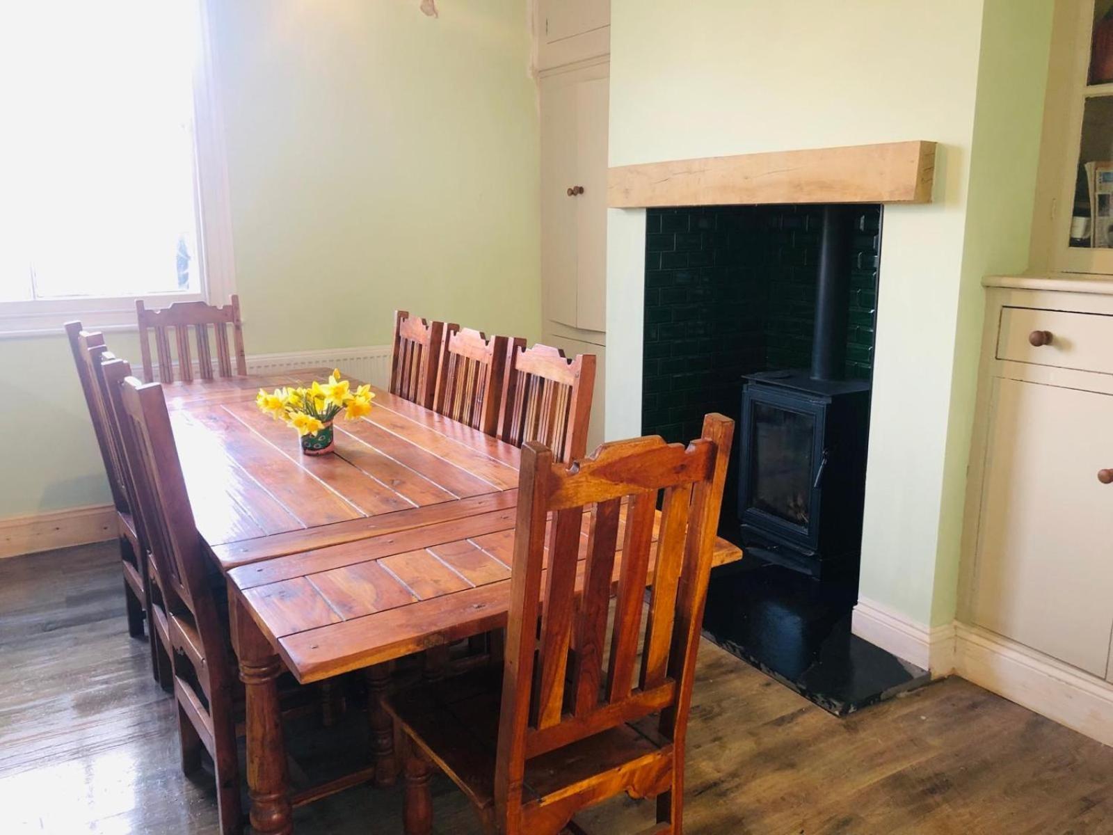 Llangollen Townhouse 4 Bedroom Екстер'єр фото